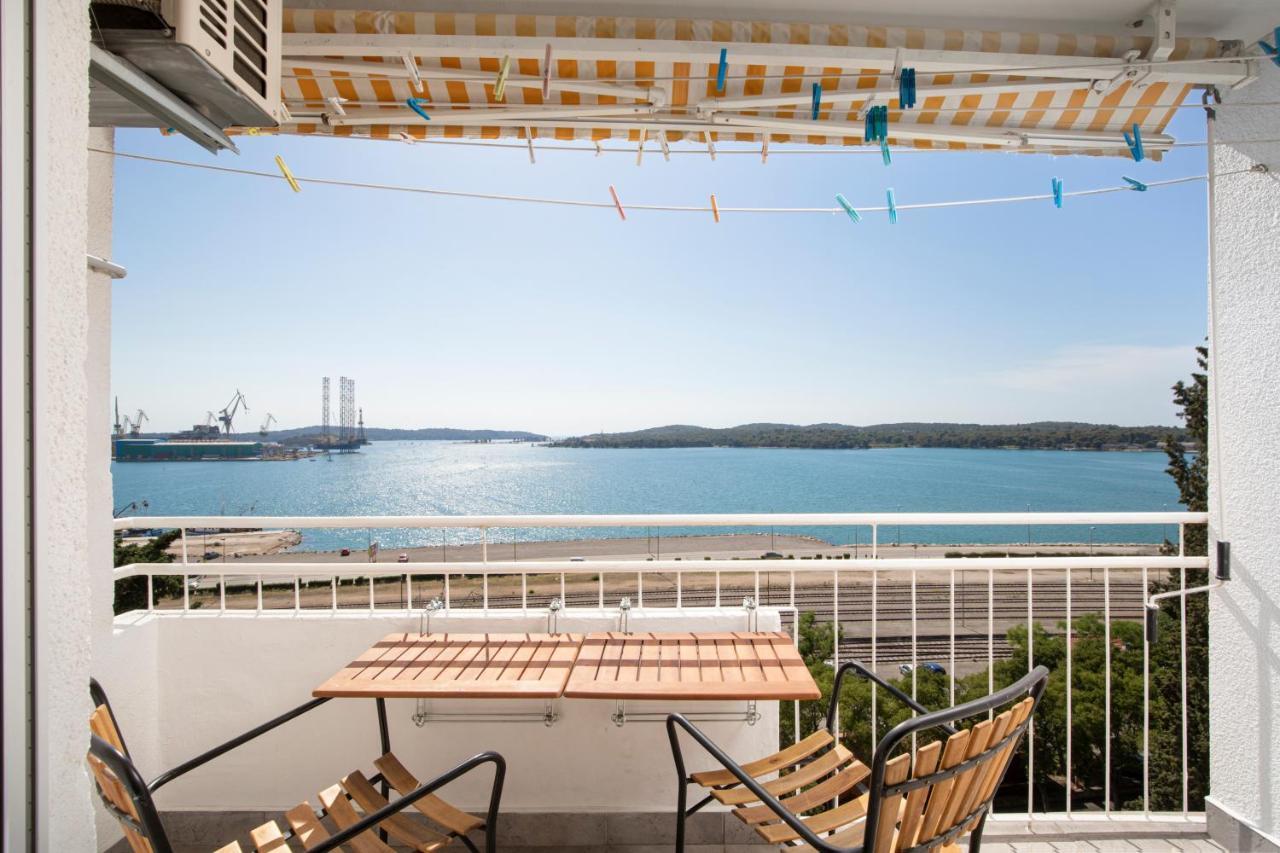 Top Floor Sunset Apartment Πούλα Εξωτερικό φωτογραφία