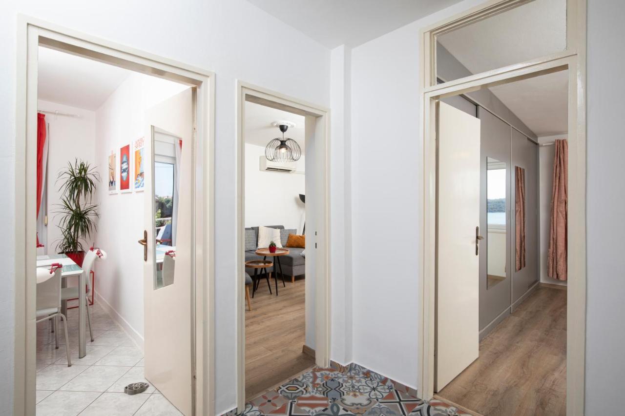 Top Floor Sunset Apartment Πούλα Εξωτερικό φωτογραφία