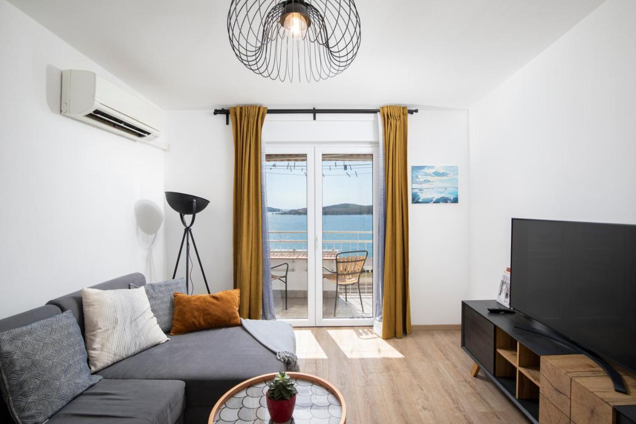Top Floor Sunset Apartment Πούλα Εξωτερικό φωτογραφία